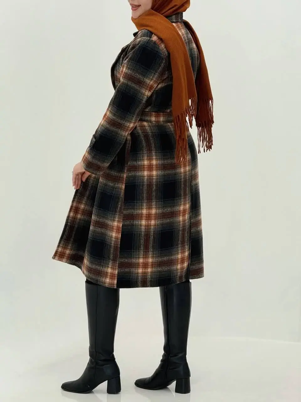 3697-پالتو چهارخونه آذین